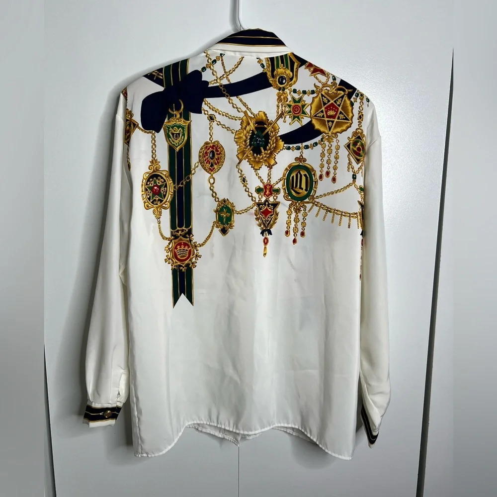 Vintage- That’s Me - Button Down Blouse Top - Chains and bows - Picture 2 of 7